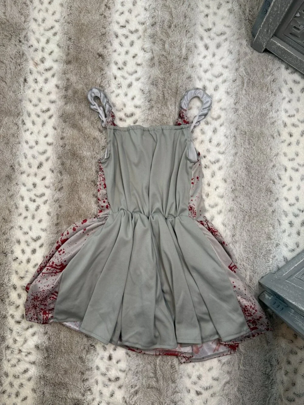 Gray bloody zombie dress girls medium Halloween costume creepy monster cosplay